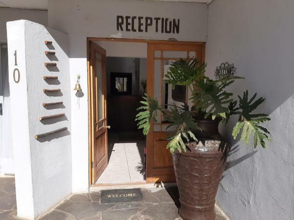 Akkerdam Bed And Breakfast Calvinia エクステリア 写真
